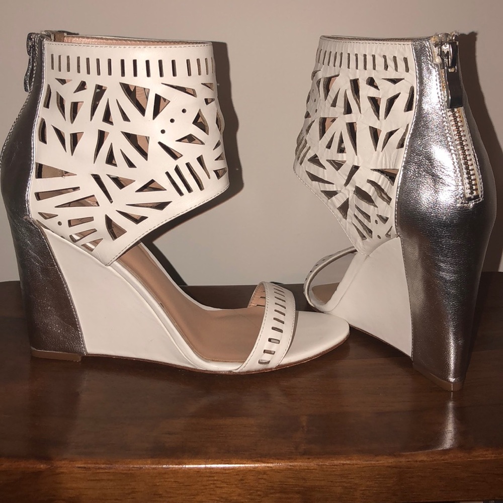 artelier nicole miller wedges